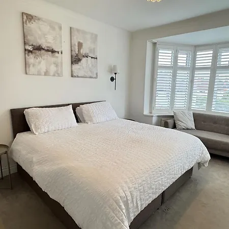 Spacious 3bed Family Near Roundhay Park Prázdninový dům Leeds (West Yorkshire)