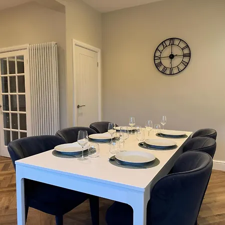 Spacious 3bed Family Near Roundhay Park Prázdninový dům Leeds (West Yorkshire)