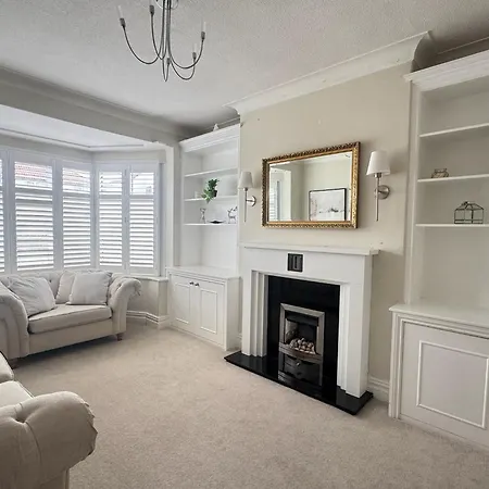 Spacious 3bed Family Near Roundhay Park *